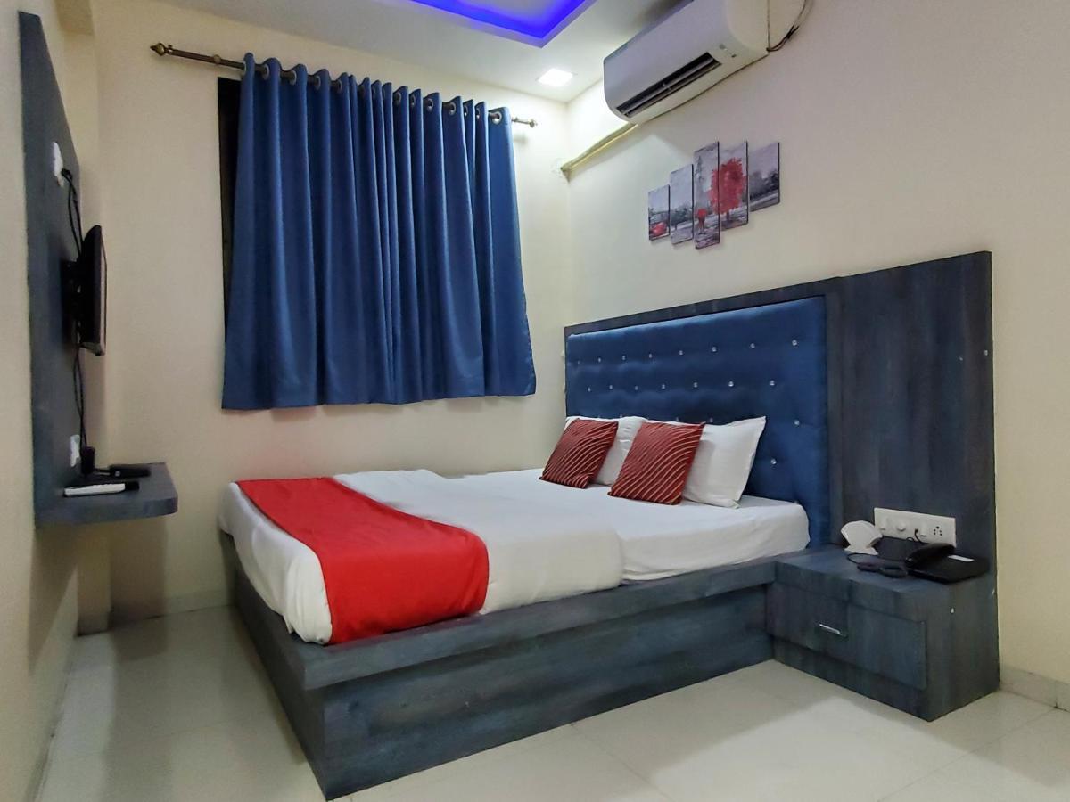 Hotel Mari Aai Residency Нави Мумбай Екстериор снимка
