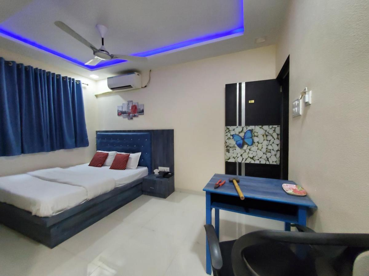 Hotel Mari Aai Residency Нави Мумбай Екстериор снимка