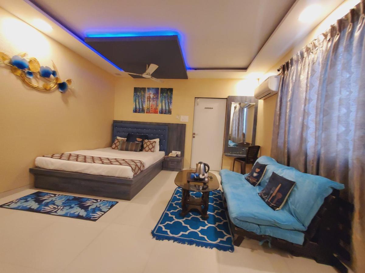 Hotel Mari Aai Residency Нави Мумбай Екстериор снимка